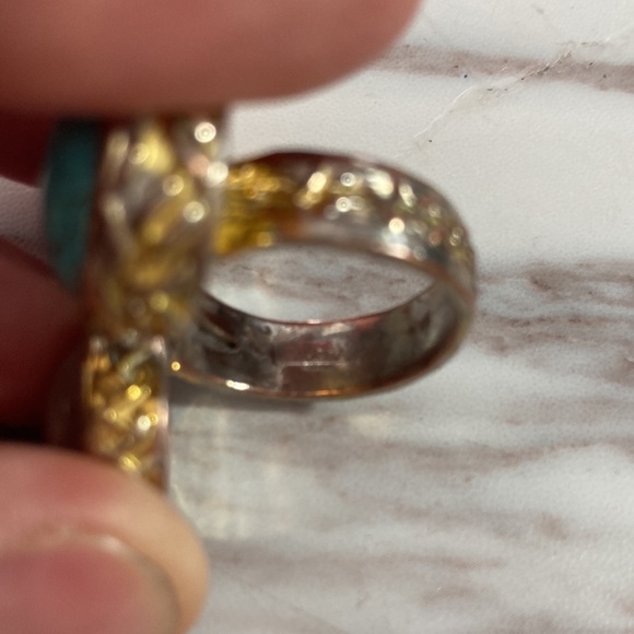 Amrita Singh Ring - Picture 5 of 5